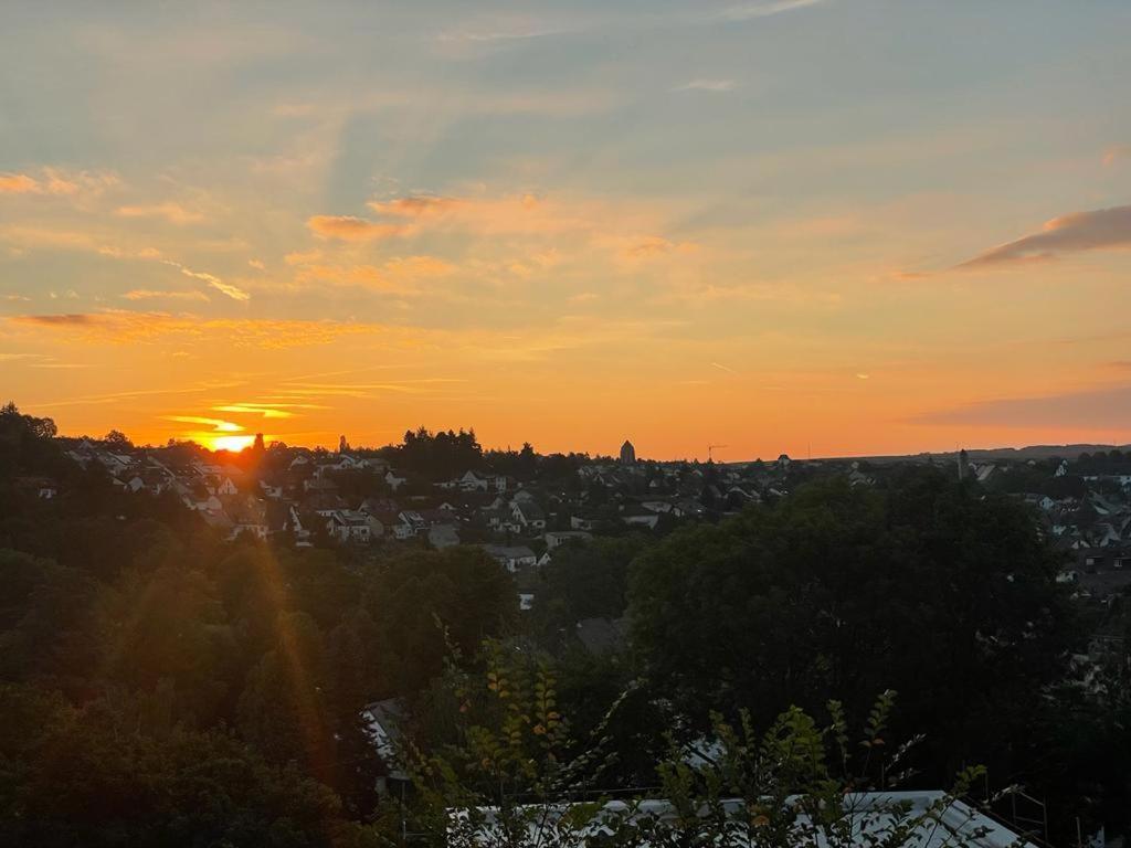 Mayen, Im Mohren, Privatzimmer Nr2, Waldrand, Nahe Nurburgring & Burg Eltz, Gemeinschaftsbad 외부 사진